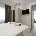 Lejlighedshotel Garden Ermali