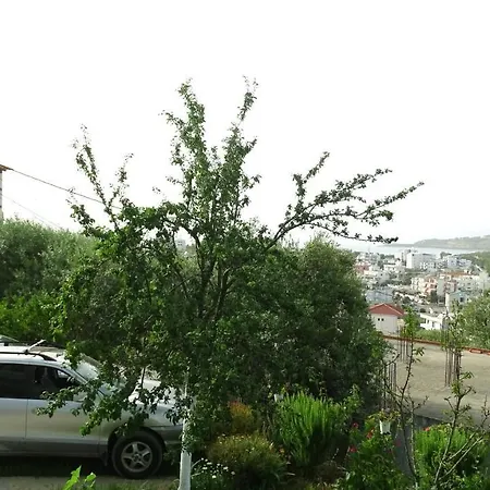Garden Ermali شقة فندقية *