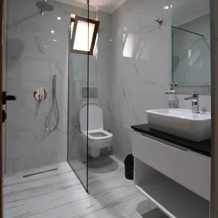 Garden Ermali Апарт-отель 3*