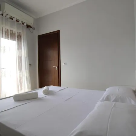 Garden Ermali Apartmanhotel Ksamil