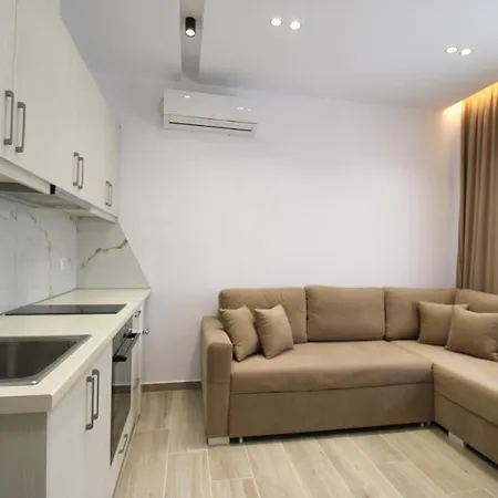Garden Ermali Hotel apartamentowy Ksamil