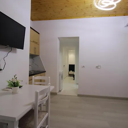 Garden Ermali Ksamil